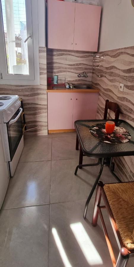 Angel Studio Apartment Скиатос Екстериор снимка