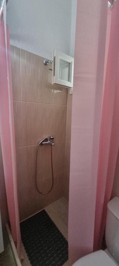 Angel Studio Apartment Скиатос Екстериор снимка